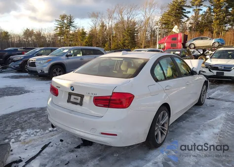 2017 BMW 320I xDrive z USA, uszkodzony, nr VIN WBA8E5G34HNU44902